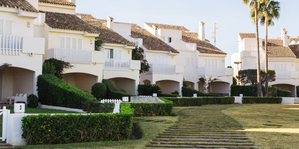 Compraventa de Inmuebles en Tarragona · Adosados