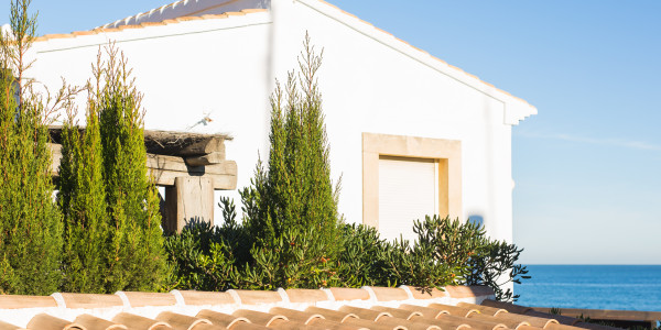 Inversores, Intermediarios, Agentes y Brokers Inmobiliarios en Tarragona · Casas de Playa